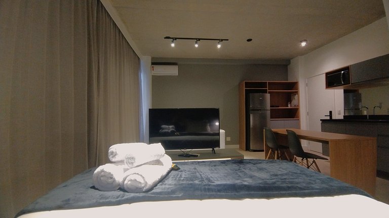 Luxo e Espaço no Coração da Vil Olímpia -C/Garagem