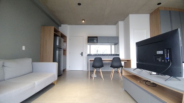 Luxo e Espaço no Coração da Vil Olímpia -C/Garagem