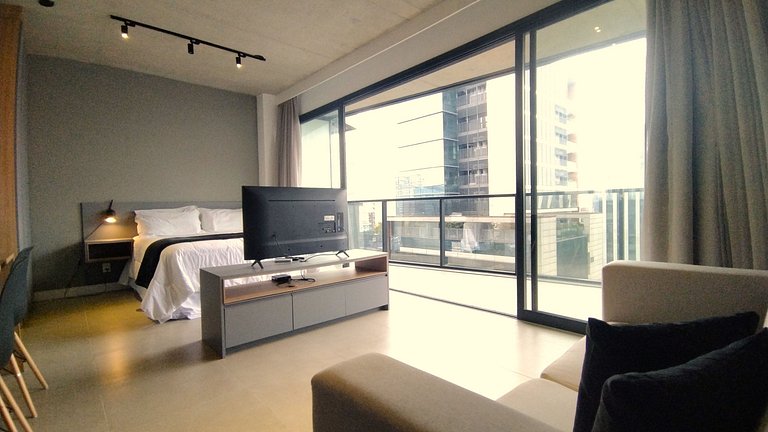Luxo e Espaço no Coração da Vil Olímpia -C/Garagem