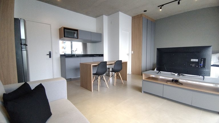 Luxo e Espaço no Coração da Vil Olímpia -C/Garagem