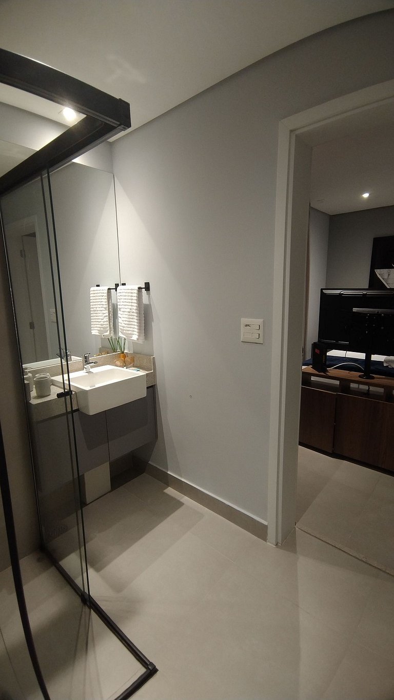 Belo Studio Pinheiros a 200 mts Metro Oscar Freire