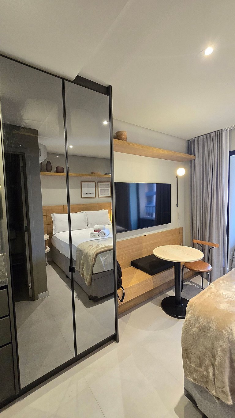 Studio Pinheiros a 200 mts Metro Oscar Freire