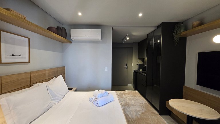 Studio Pinheiros a 200 mts Metro Oscar Freire