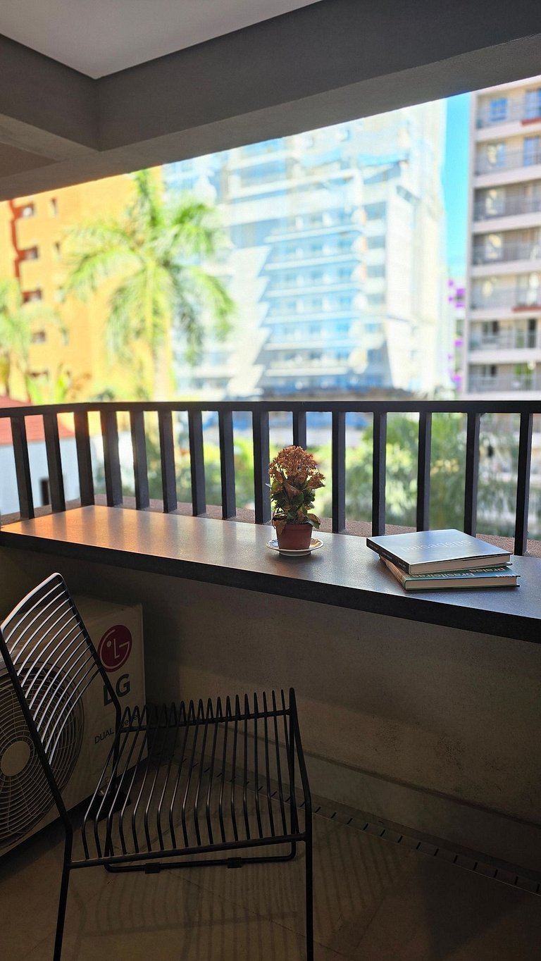 Studio Pinheiros a 200 mts Metro Oscar Freire