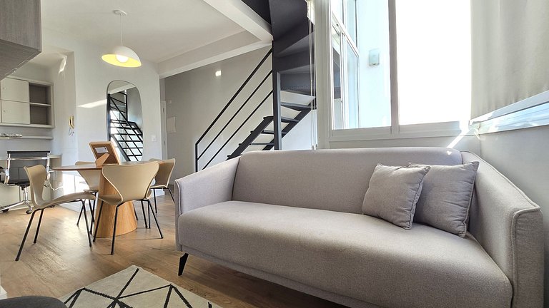 Duplex 60m Klabin Amplo e Iluminado
