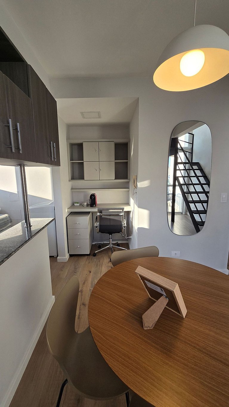Duplex 60m Klabin Amplo e Iluminado