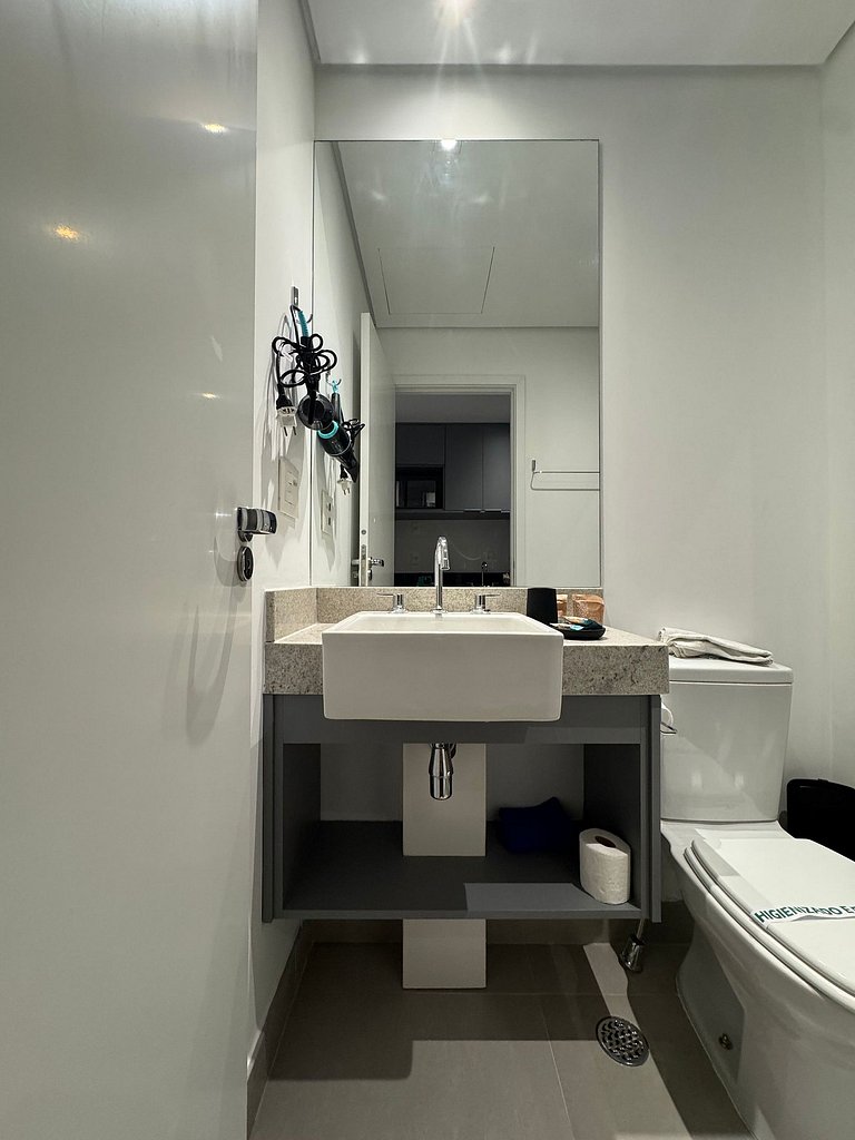 Studio Pinheiros ao lado Metrô Oscar Freire