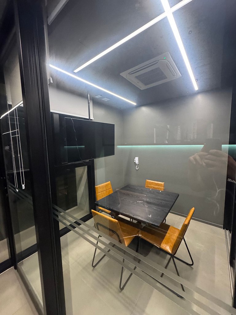 Studio Pinheiros ao lado Metrô Oscar Freire