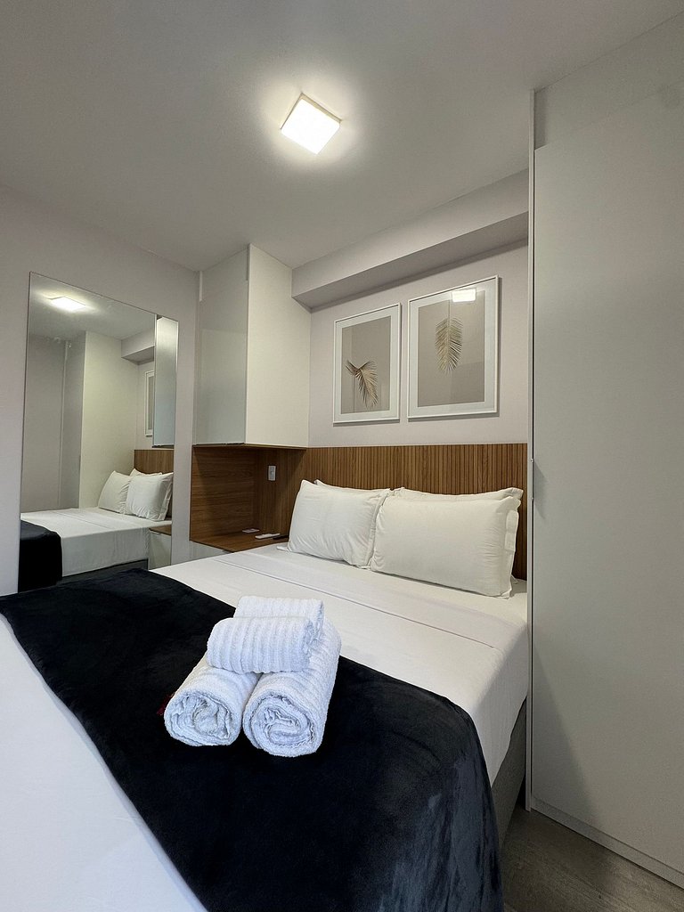 Studio Conforto em Pinheiros/ Sacada / 2 min metro