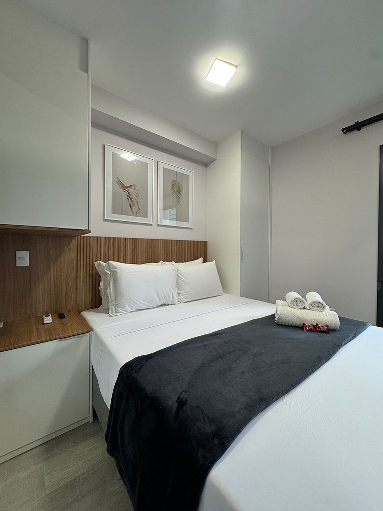 Studio Conforto em Pinheiros/ Sacada / 2 min metro