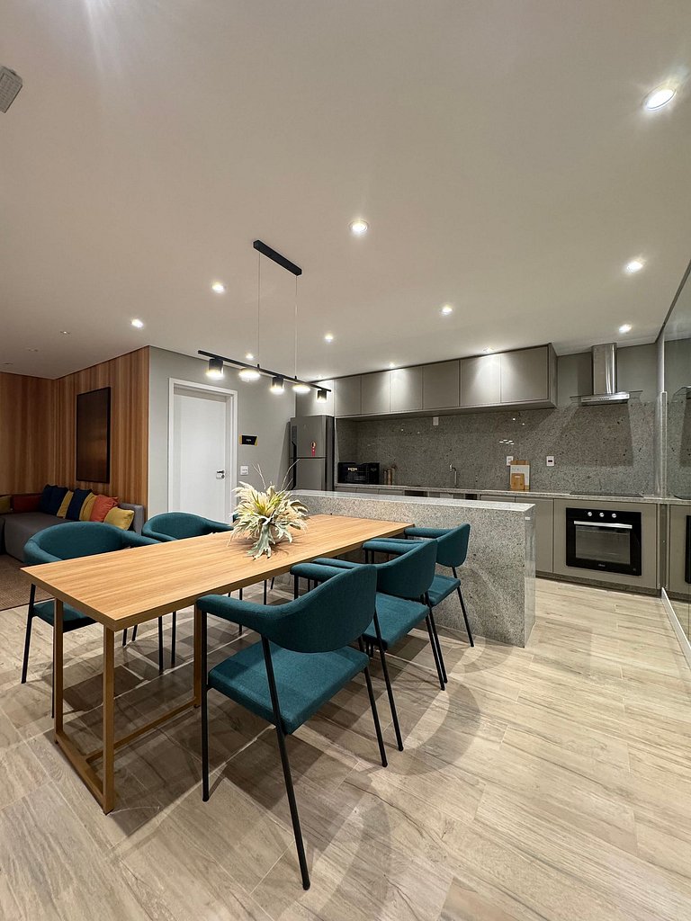 Studio Conforto em Pinheiros/ Sacada / 2 min metro
