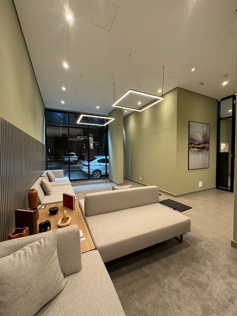 Studio Conforto em Pinheiros/ Sacada / 2 min metro