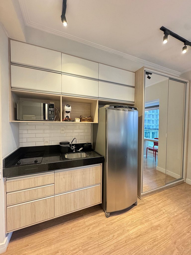 Studio Moderno perto do Allianz + Garagem