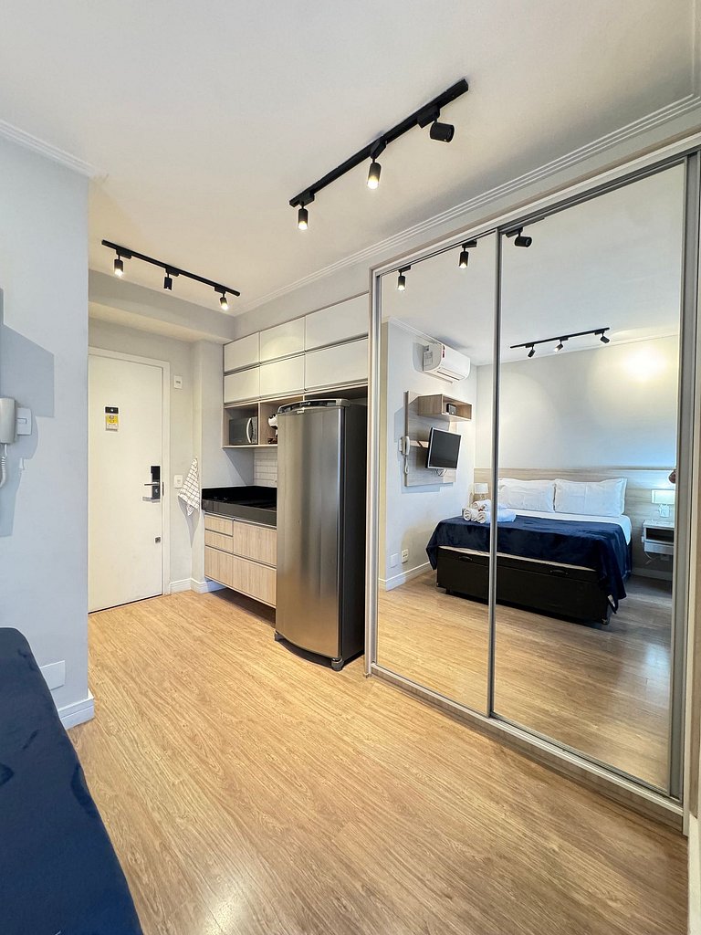 Studio Moderno perto do Allianz + Garagem