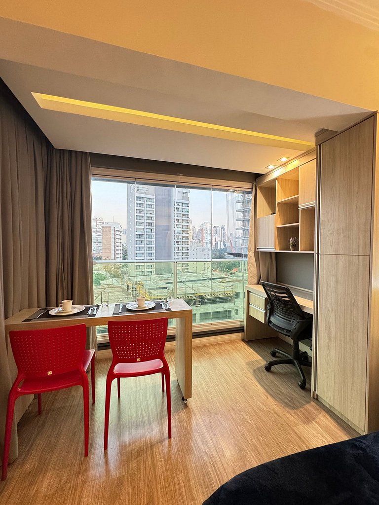 Studio Moderno perto do Allianz + Garagem