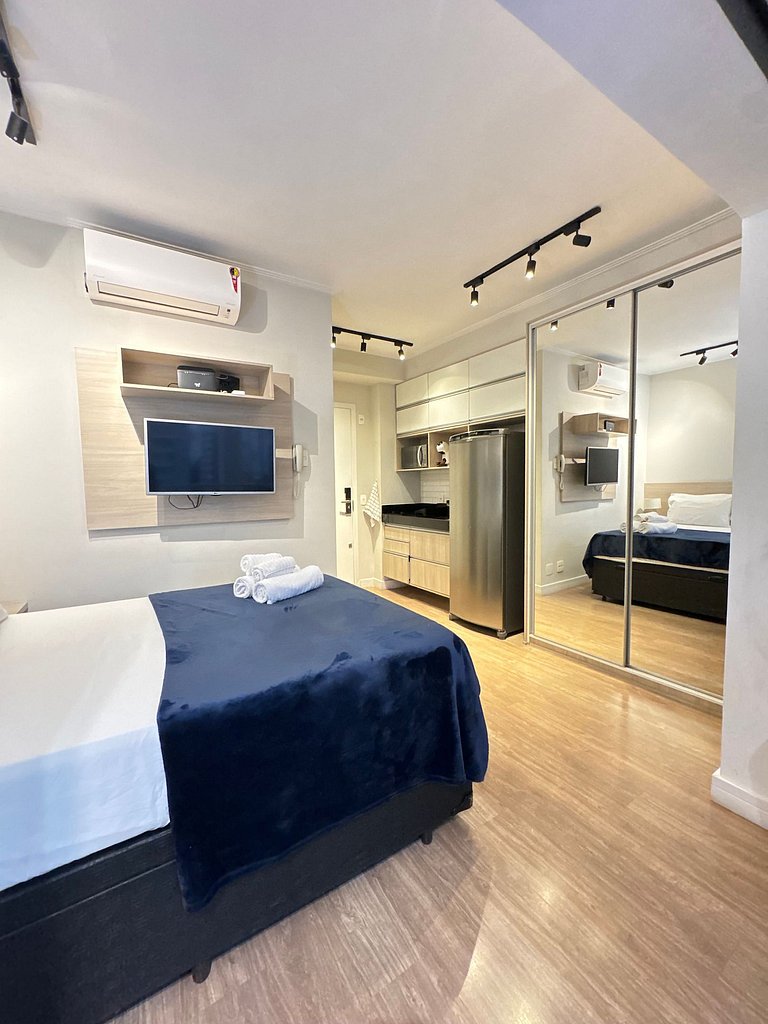 Studio Moderno perto do Allianz + Garagem