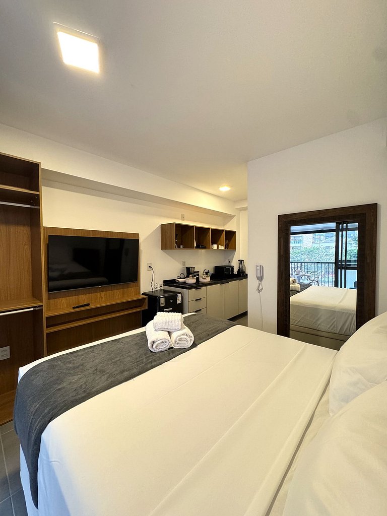 Completo Studio V.Mariana /Piscina/Academia