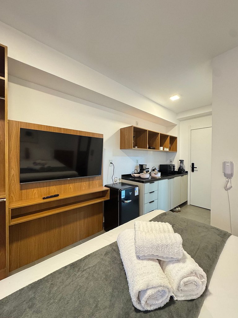 Completo Studio V.Mariana /Piscina/Academia