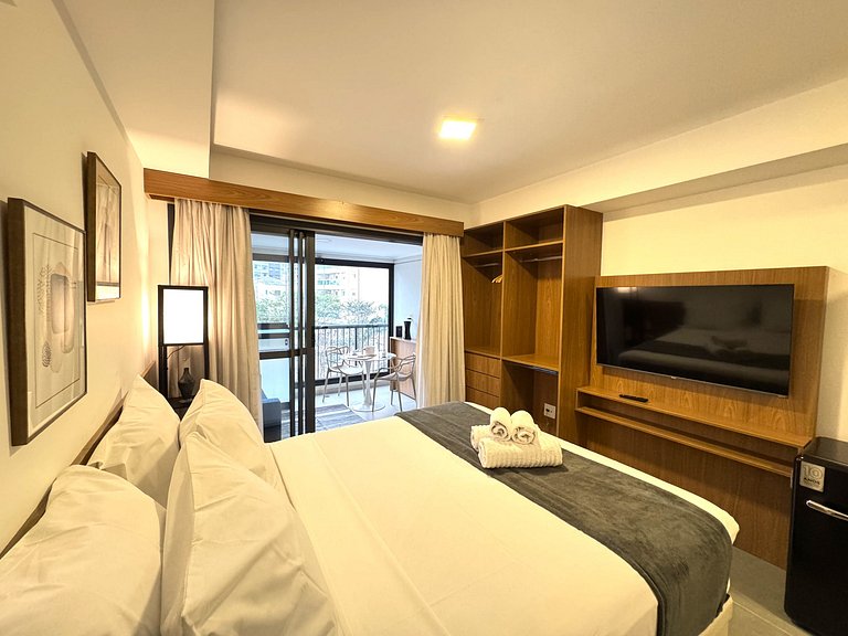 Completo Studio V.Mariana /Piscina/Academia