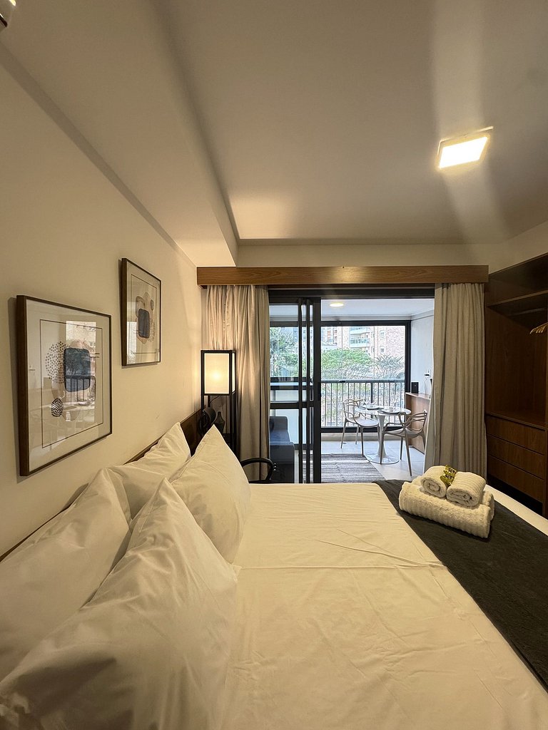 Completo Studio V.Mariana /Piscina/Academia