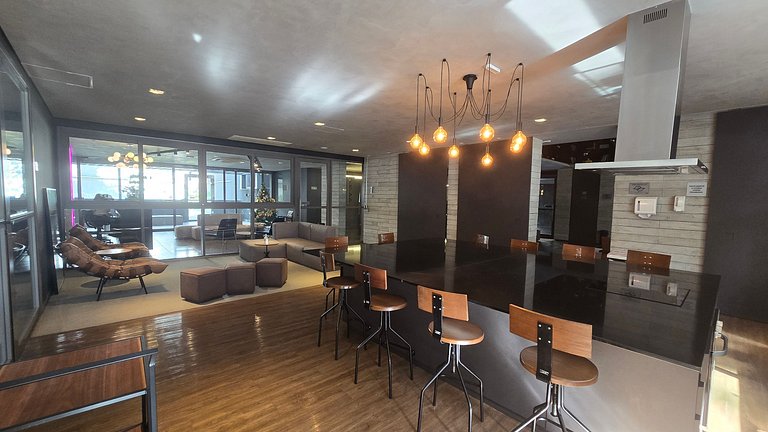 Studio Oscar Freire - Confortável e Iluminado