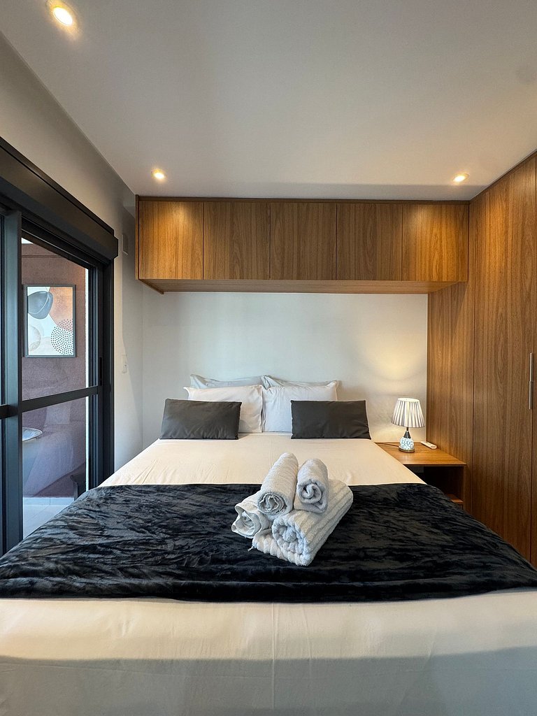 Amplo Apart Vila Mariana/Garagem/Piscina/Academia