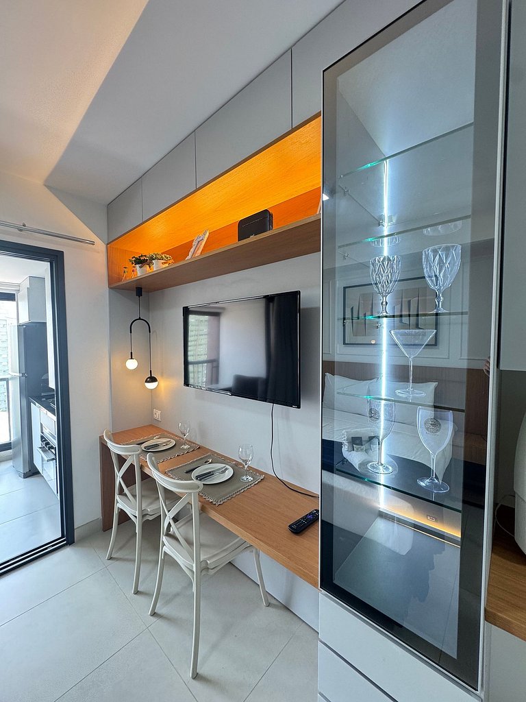 Studio Completo/Piscina/Academia/Metro Vil Mariana