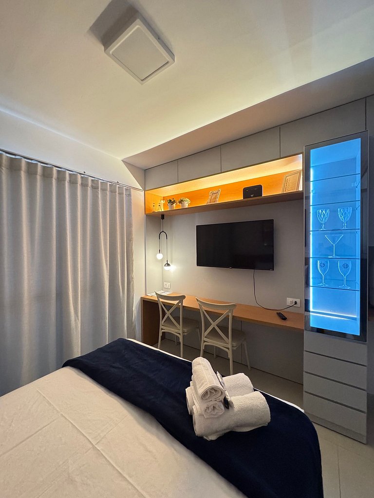 Studio Completo/Piscina/Academia/Metro Vil Mariana