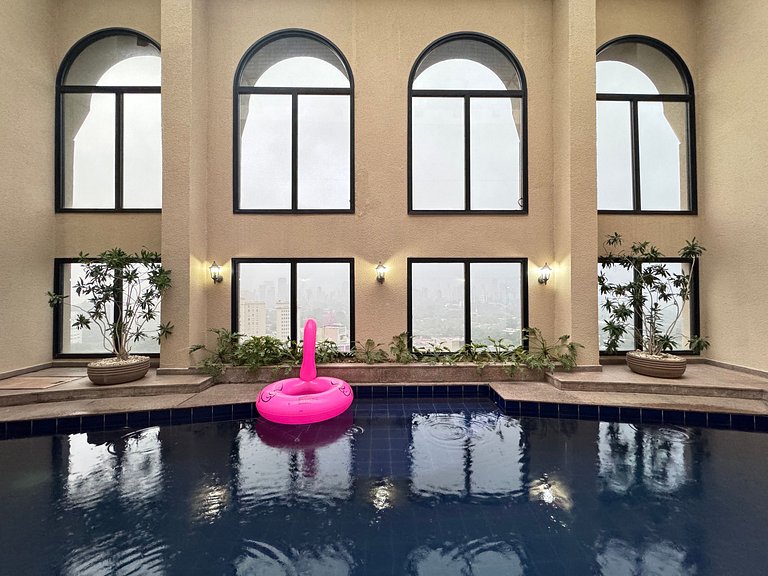 Elegância no Itaim /Cama King/Piscina/Restaurante