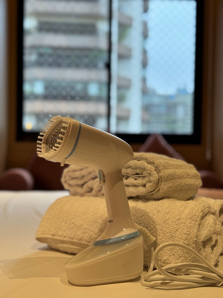 Elegância no Itaim /Cama King/Piscina/Restaurante