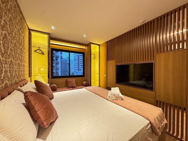 Elegância no Itaim /Cama King/Piscina/Restaurante
