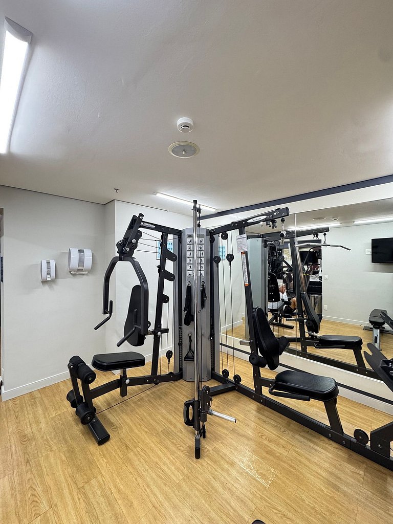 Elegância no Itaim /Cama King/Piscina/Restaurante