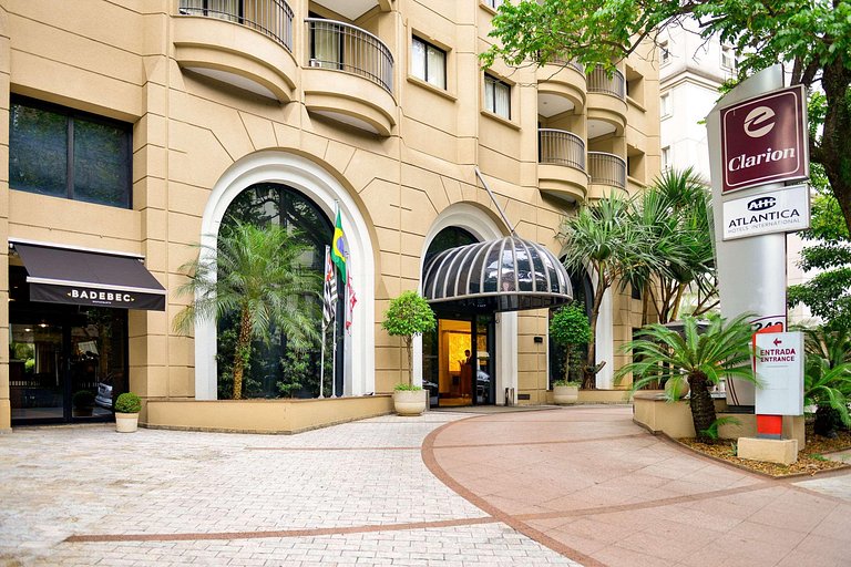 Elegância no Itaim /Cama King/Piscina/Restaurante