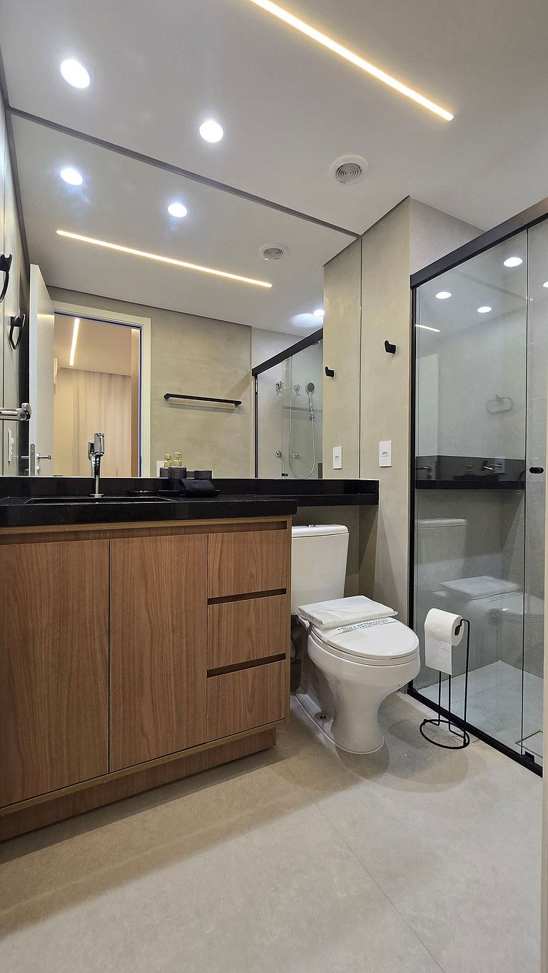 Lindíssimo apt Vila Mariana/ Metrô Paraíso/Piscina