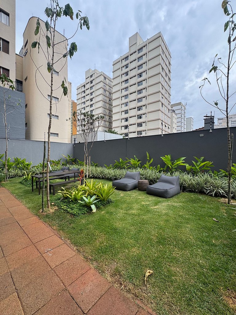 Lindíssimo apt Vila Mariana/ Metrô Paraíso/Piscina
