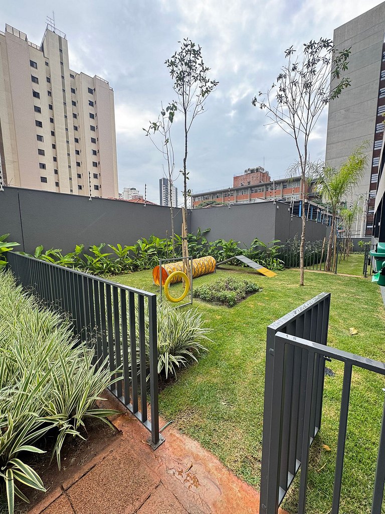 Lindíssimo apt Vila Mariana/ Metrô Paraíso/Piscina