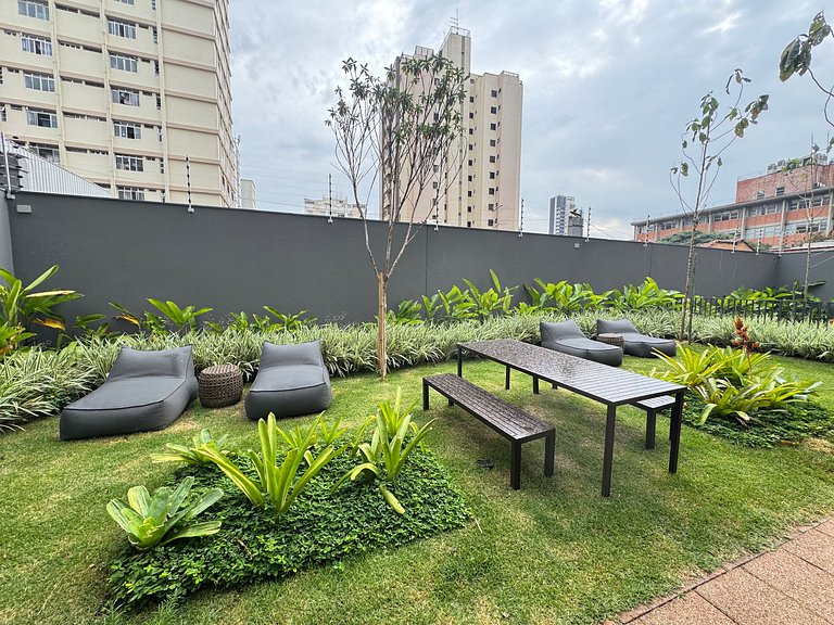 Lindíssimo apt Vila Mariana/ Metrô Paraíso/Piscina
