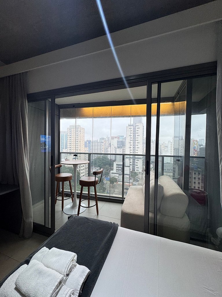 Studio no Paraiso/ Metro/ Sacada / Prox. Paulista