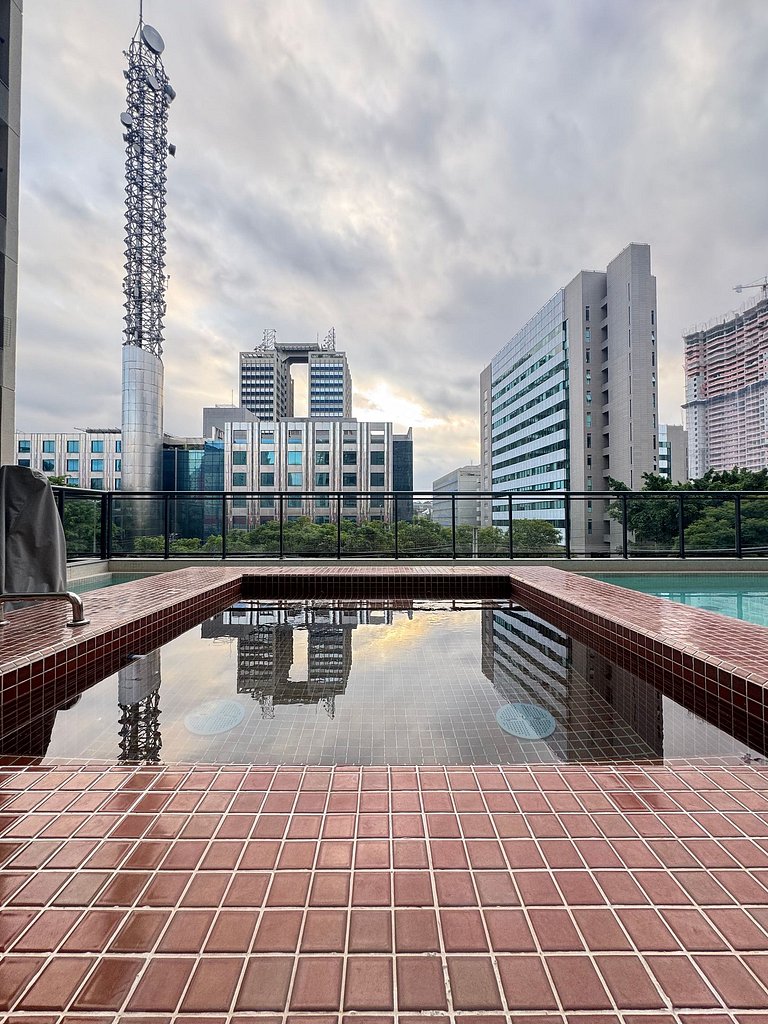 Belíssimo Studio no Brooklin / Estação Morumbi