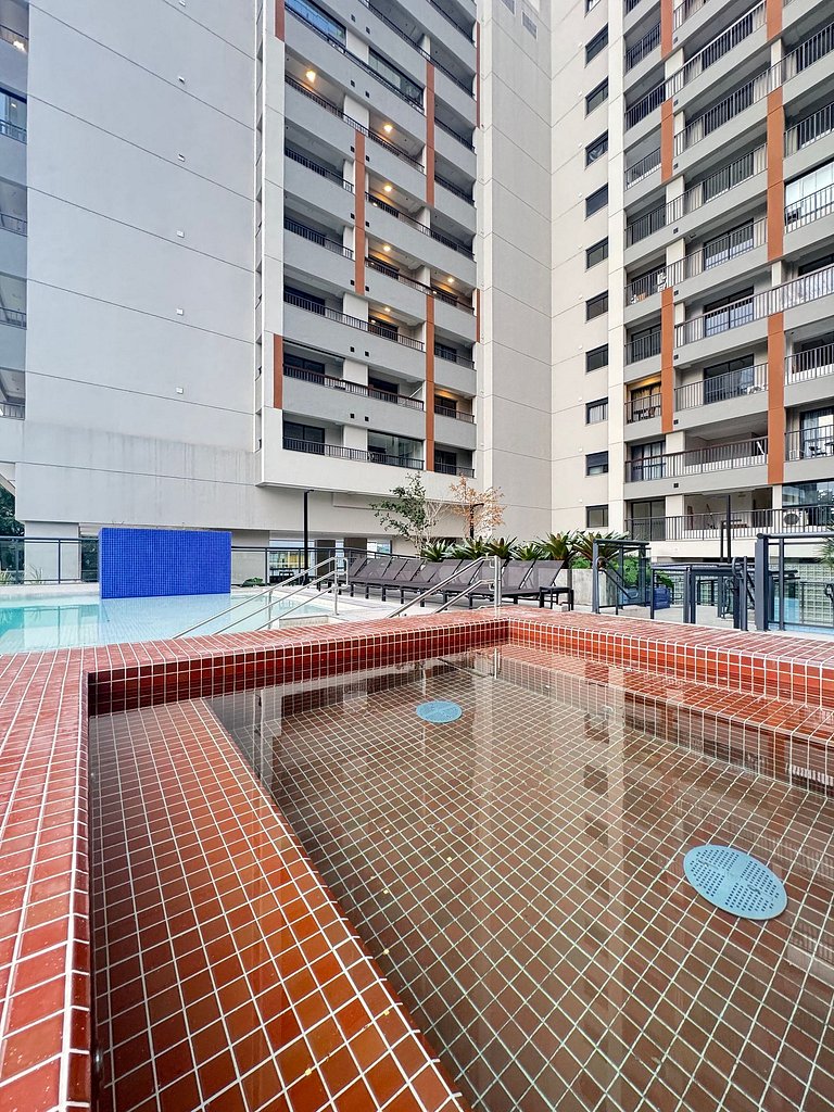 Belíssimo Studio no Brooklin / Estação Morumbi