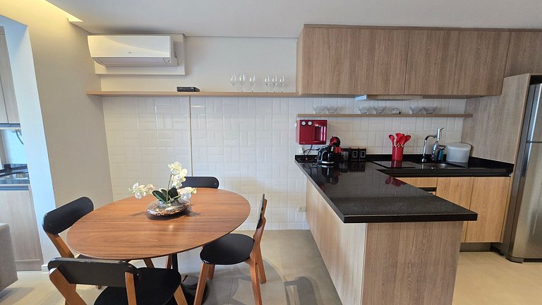 Studio Amplo e luxuoso/Garagem/Vila Mariana