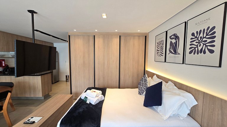 Studio Amplo e luxuoso/Garagem/Vila Mariana