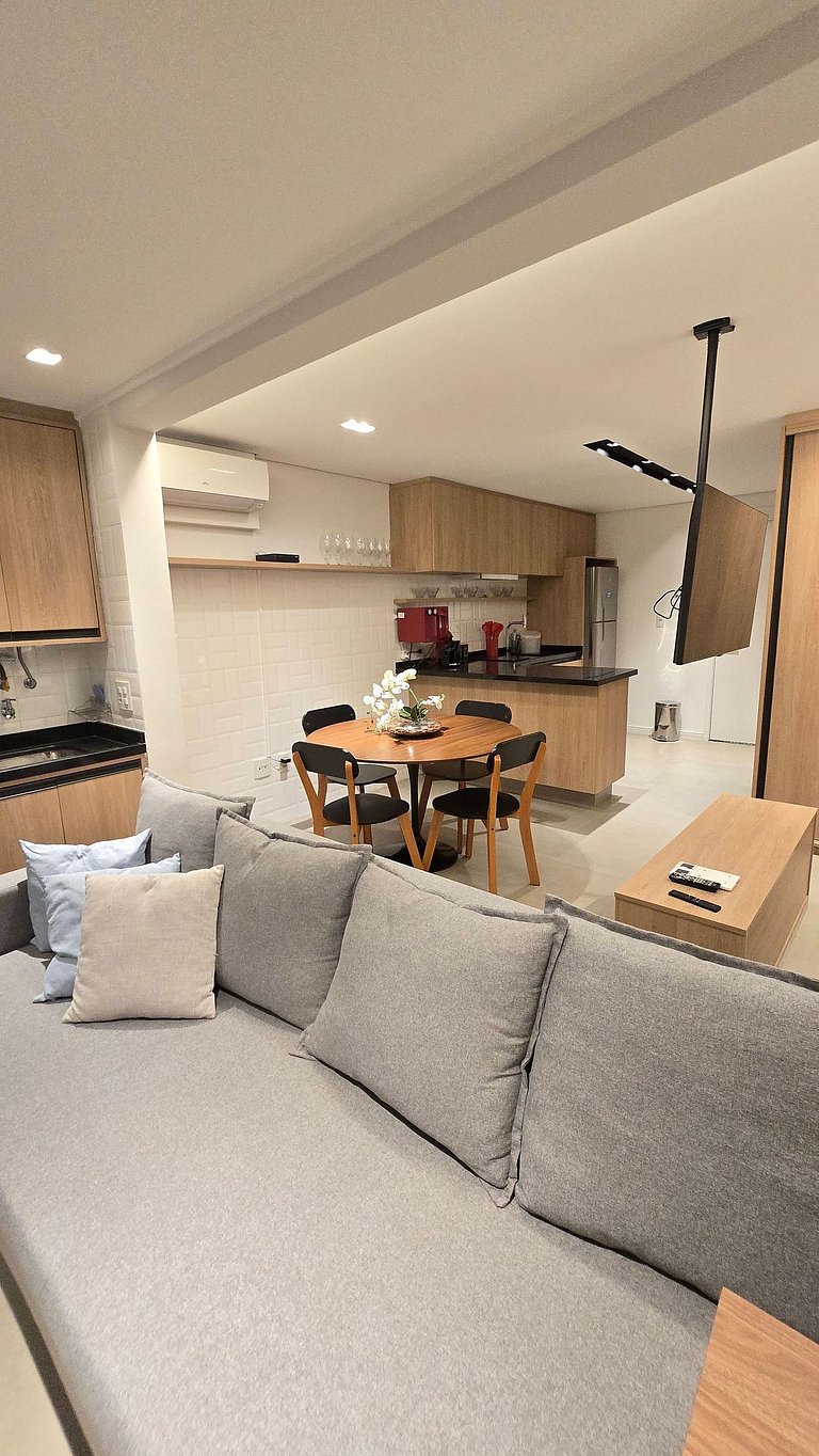 Studio Amplo e luxuoso/Garagem/Vila Mariana