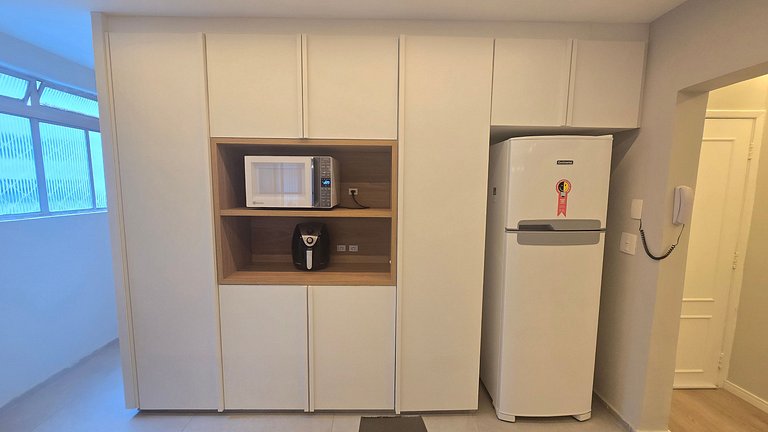 Apê de 3 dorms ao lado da Paulista / Novo e amplo