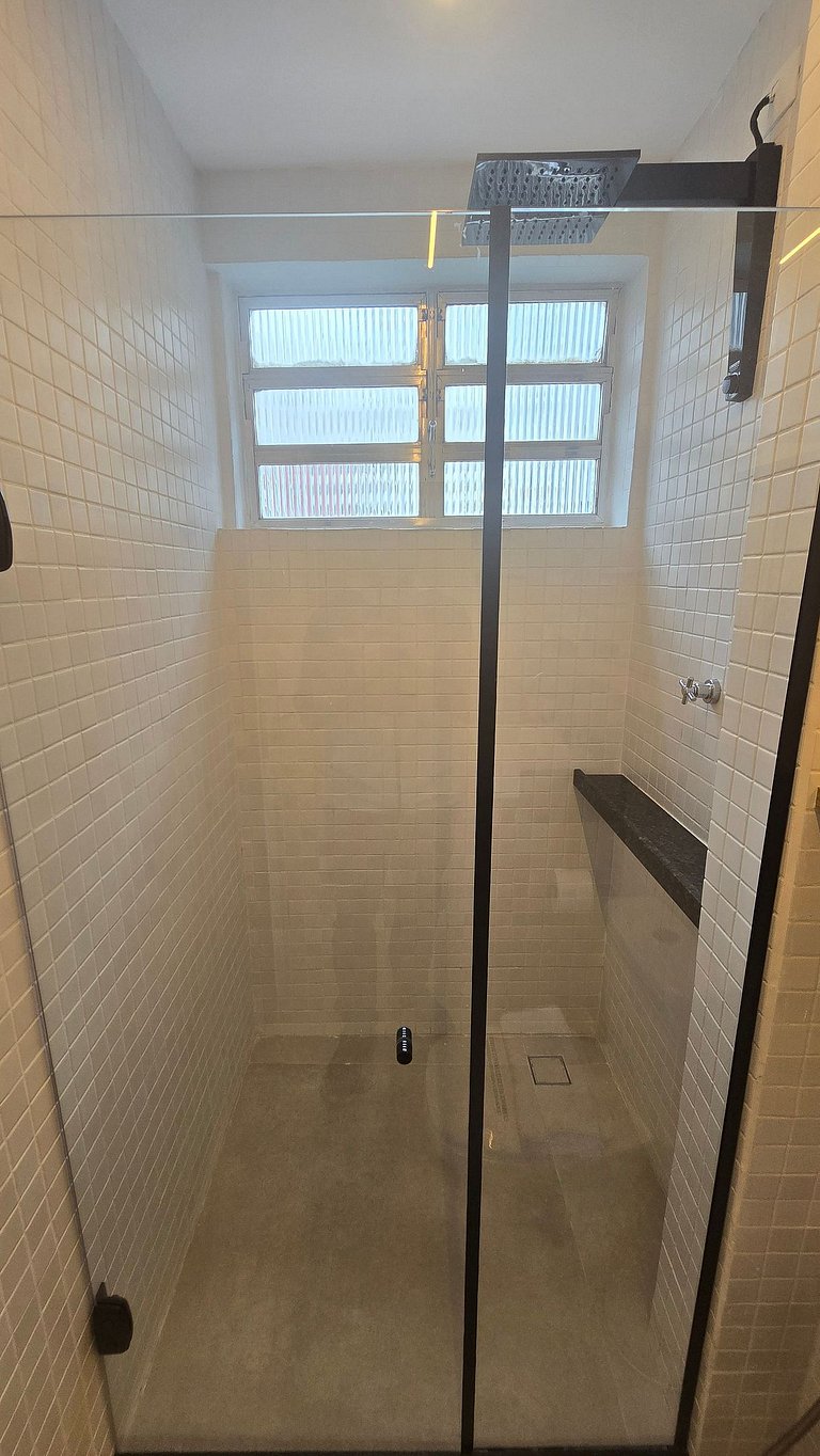 Apê de 3 dorms ao lado da Paulista / Novo e amplo