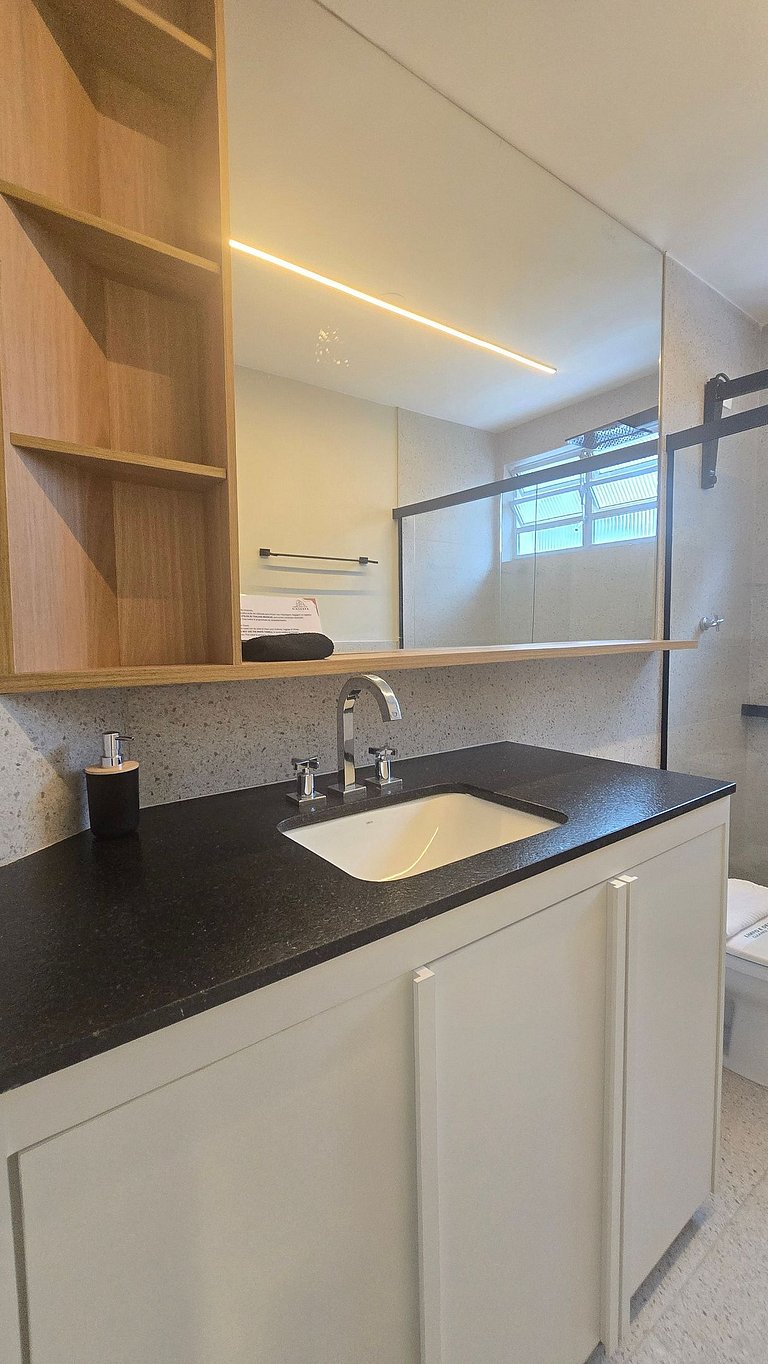 Apê de 3 dorms ao lado da Paulista / Novo e amplo