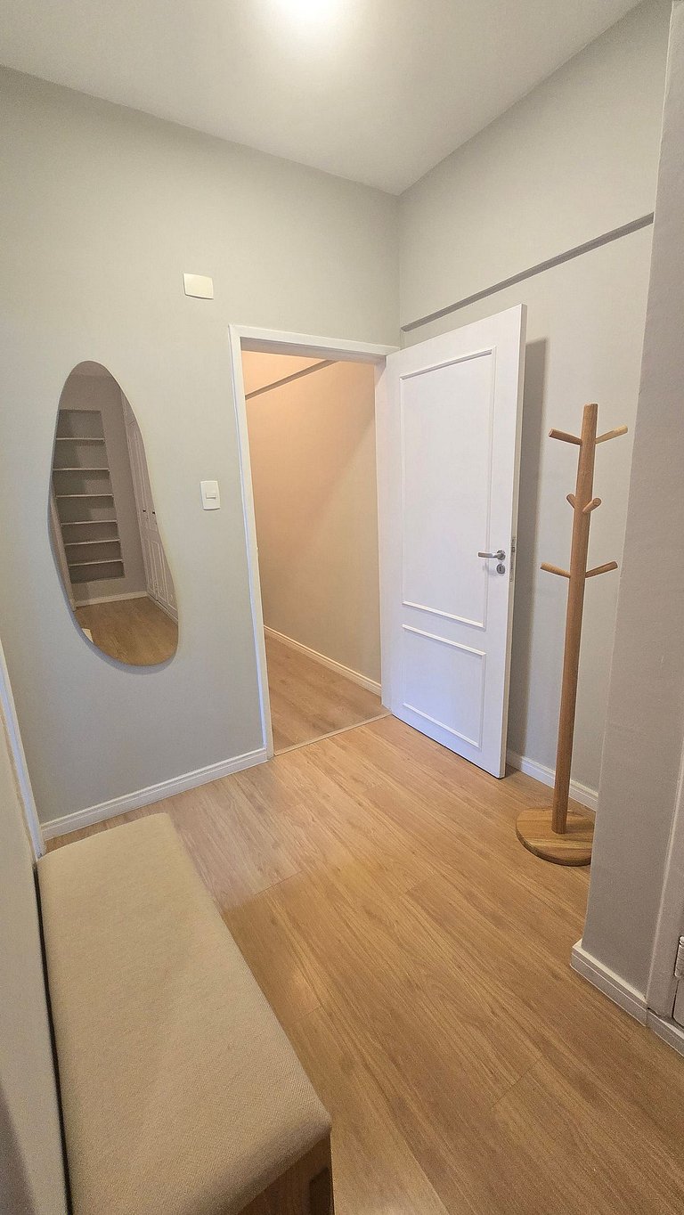 Apê de 3 dorms ao lado da Paulista / Novo e amplo