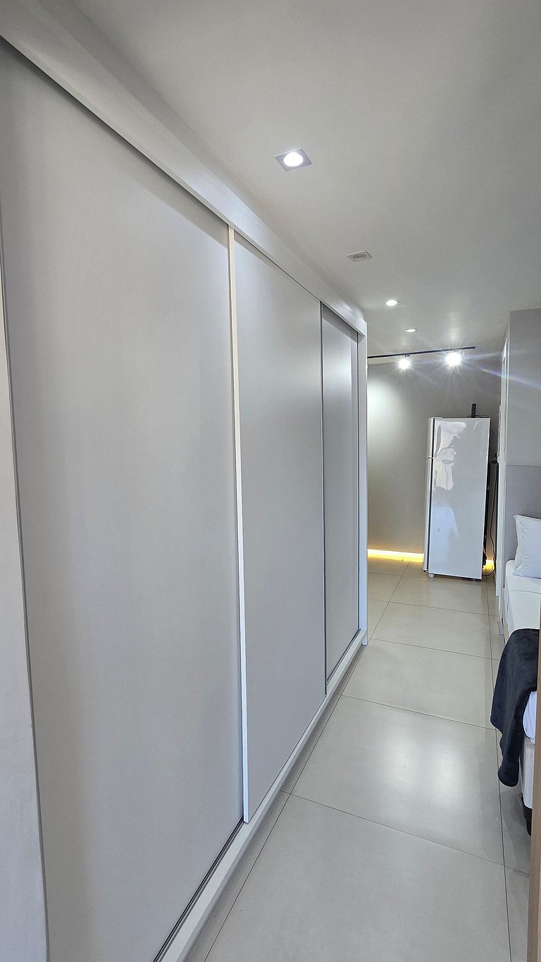 Studio Amplo, belo e Completo na Vila Mariana