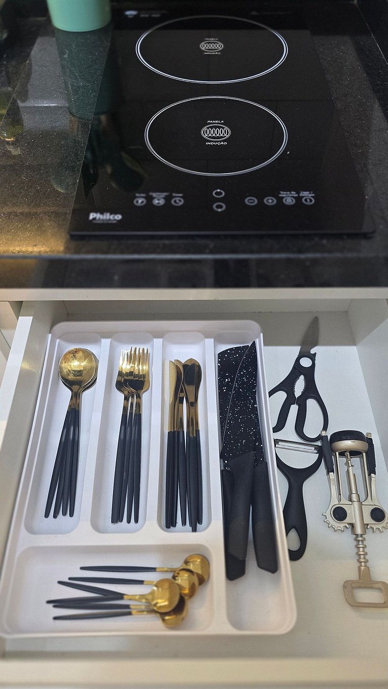 Studio Amplo, belo e Completo na Vila Mariana